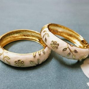 Gold Plated Enemal Bangle Bracelet Adjustable (Golden White)