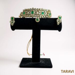 Panna Kundan Set ( Green / Kundan / gold )
