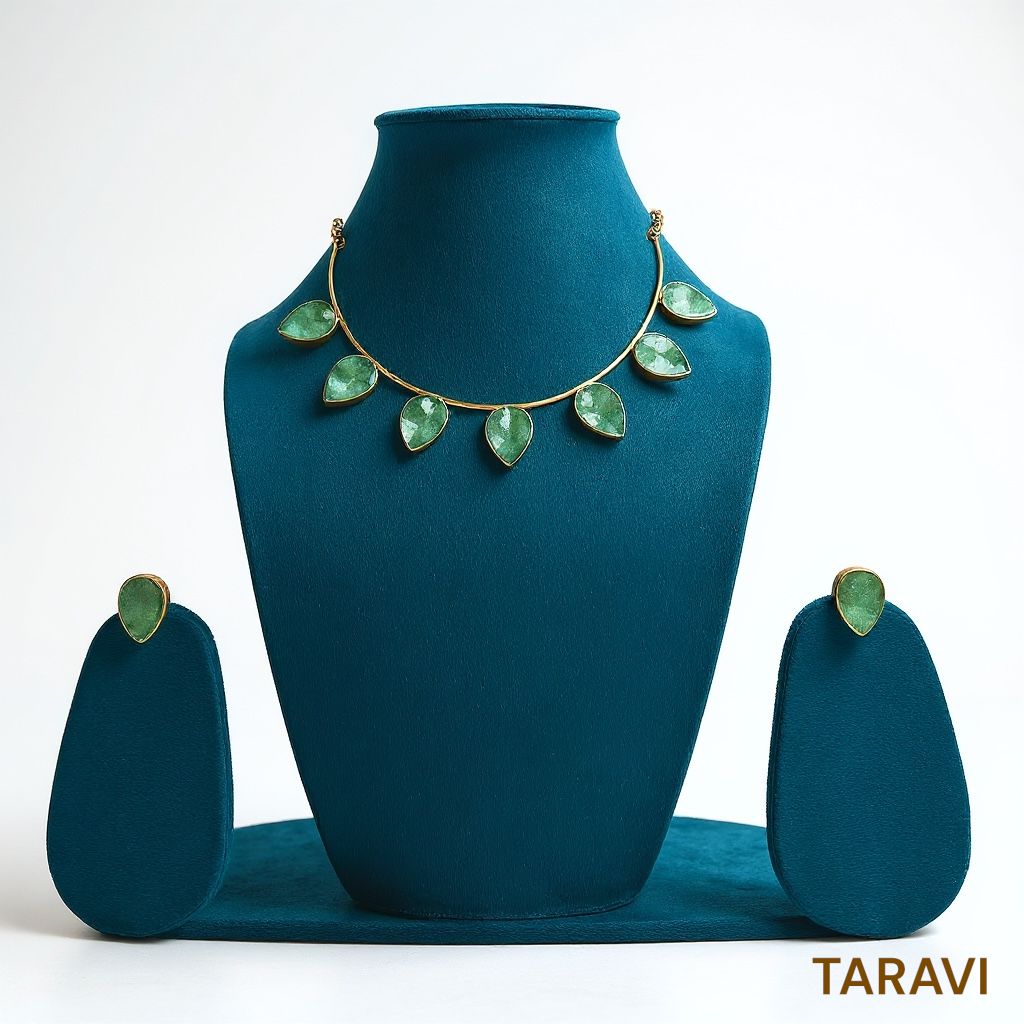 Mother of Pearl Hasli necklace (Green / Hasli /necklace)