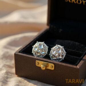 Shwet kundan tops ( stud / tops / white / kundan )