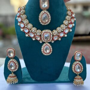 Meena kundan Maangtika set ( red/ kundan / maangtika)