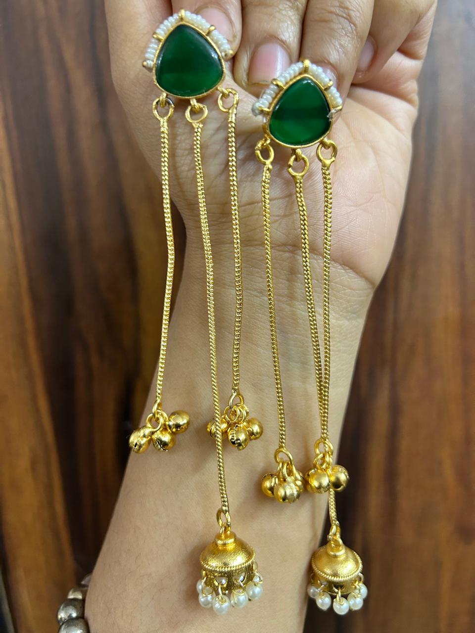 Savi Earrings( Green / Golden )