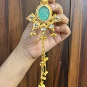 Tara earring (mint green/ethnic/golden)