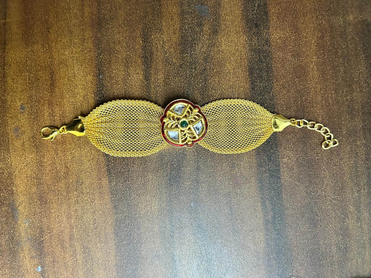 Sona Kundan Bracelet (Green/Golden) - Image 2