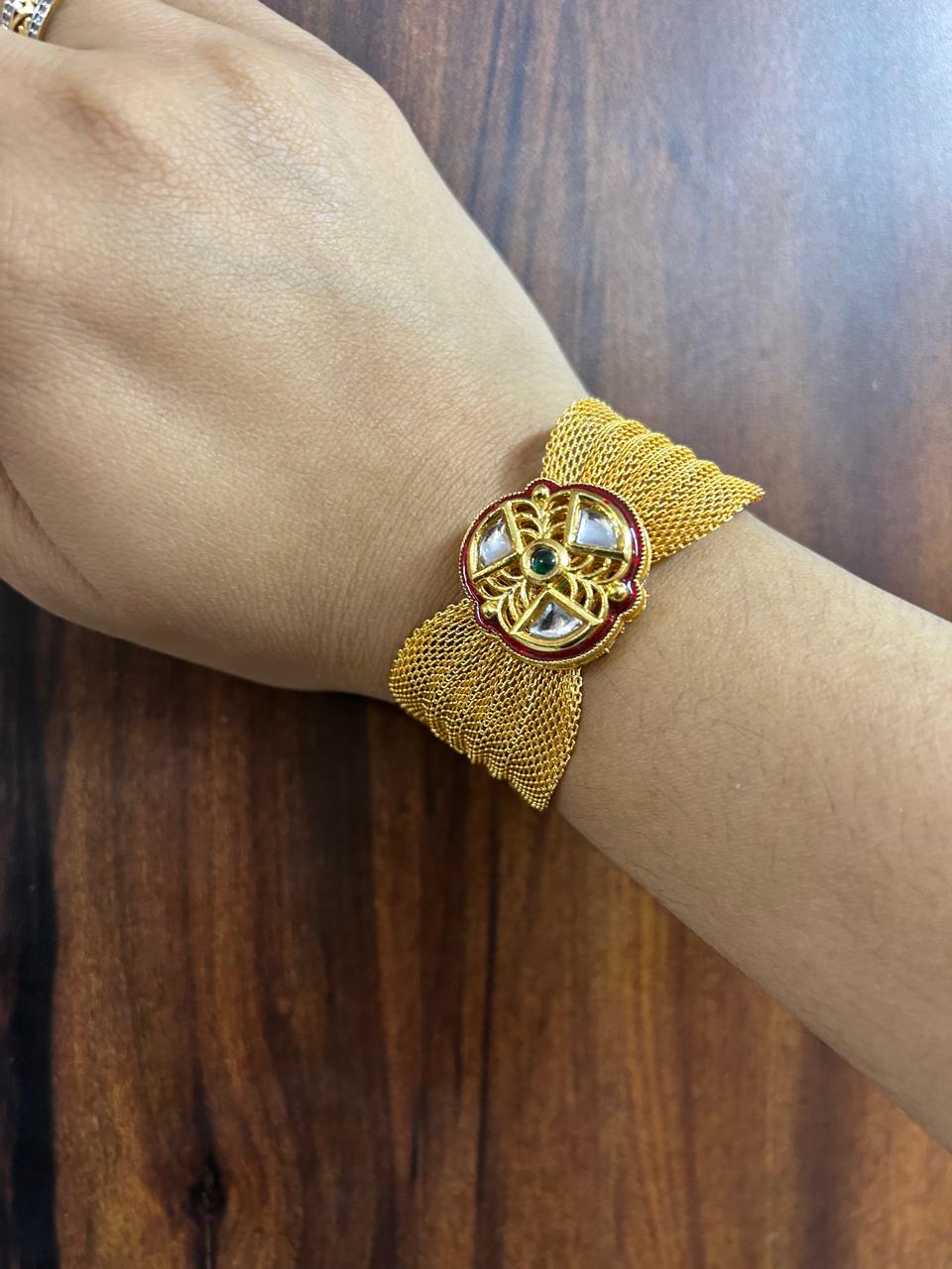 Sona Kundan Bracelet (Green/Golden)