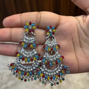 Nivida Jhumka (multicolor / maroon)