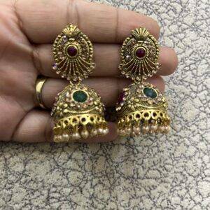 Seema jhumka(multicolor  /Cream/Jhumki )